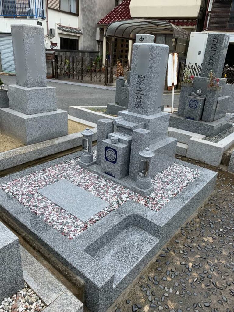 羽曳野市の建墓施工事例｜高屋墓地・大島石（2022年3月） 施工後
