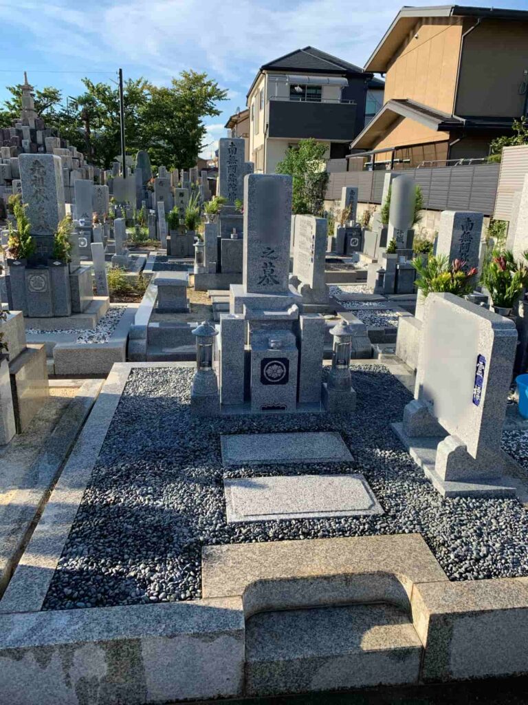 松原市の建墓施工事例｜阿保墓地・真壁石（2022年3月） 施工後