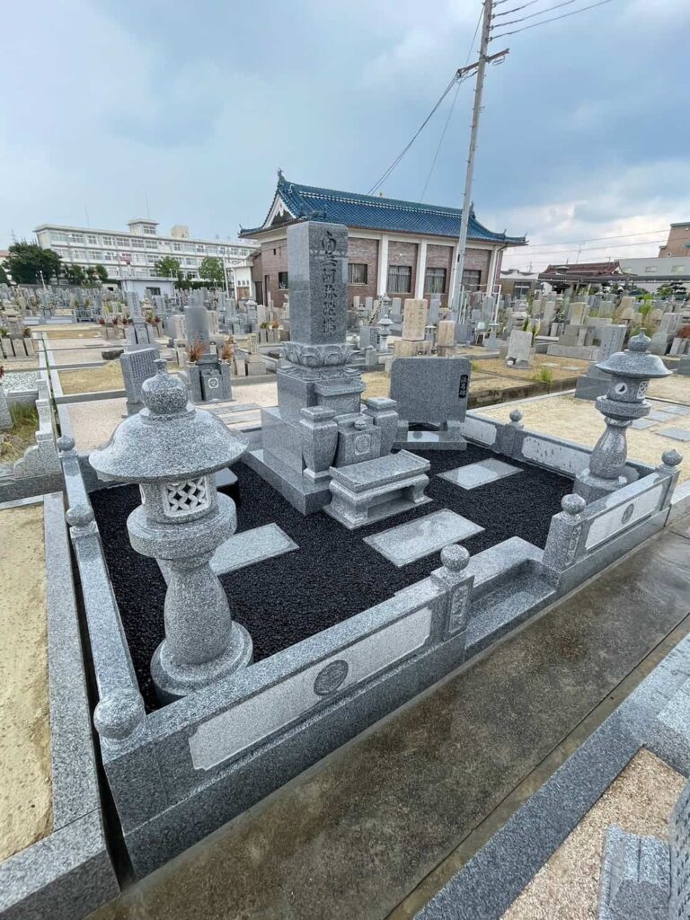 松原市の建墓施工事例｜三宅霊園・天山石（2024年9月） 施工後