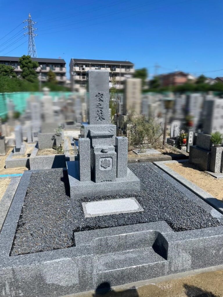 堺市の建墓施工事例｜阿坂墓地・大島石（2024年11月） 施工後