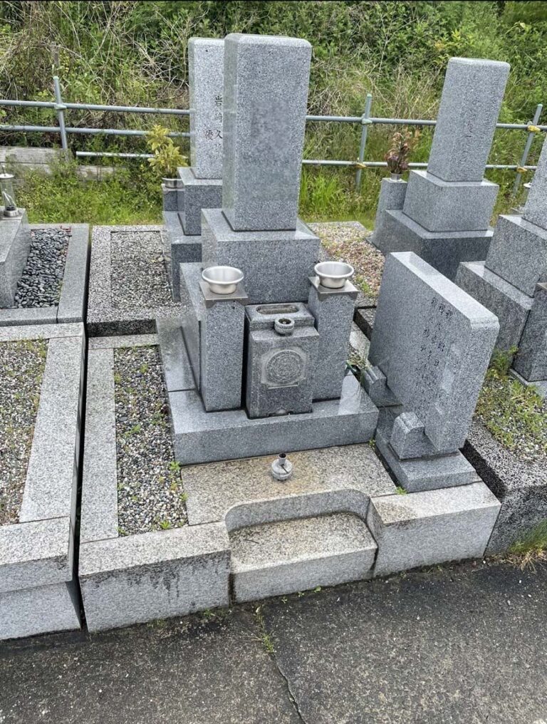阪南市の墓じまい施工事例｜尾崎・下出地区共同墓地（2025年9月） 施工前