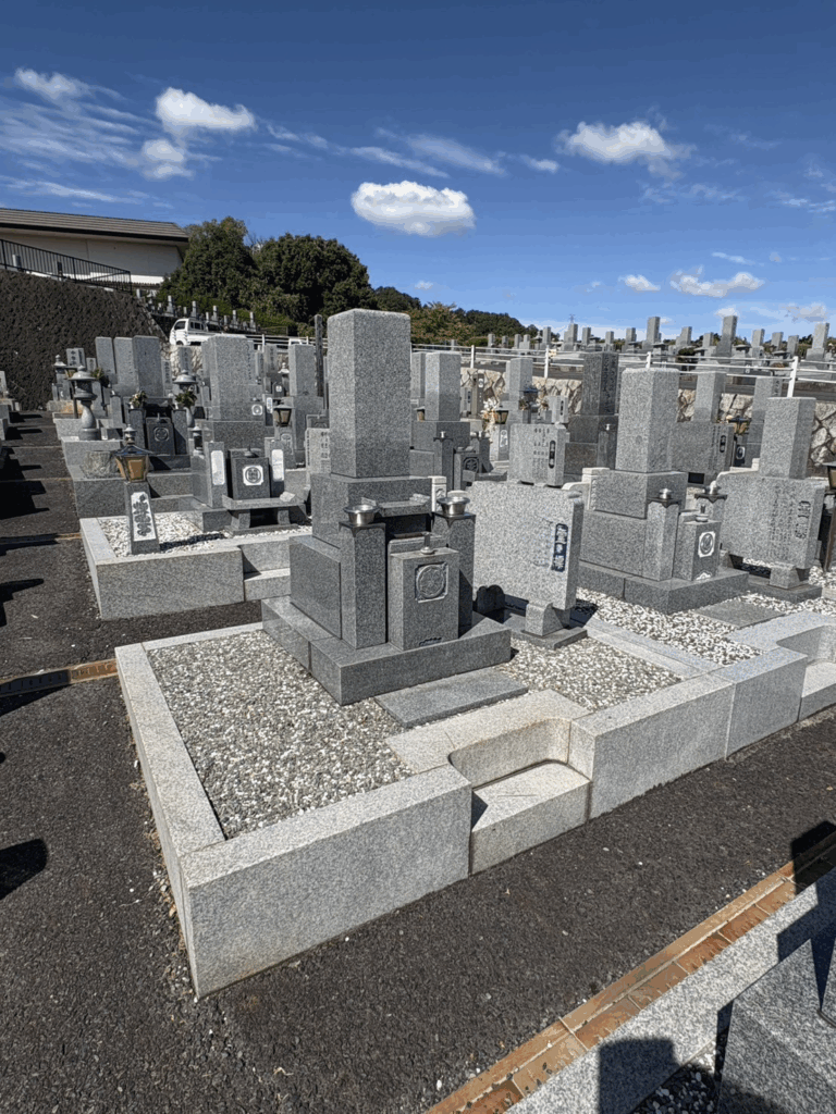 対応エリアの墓じまい施工事例｜生駒郡竜の子霊園（2025年11月） 施工前