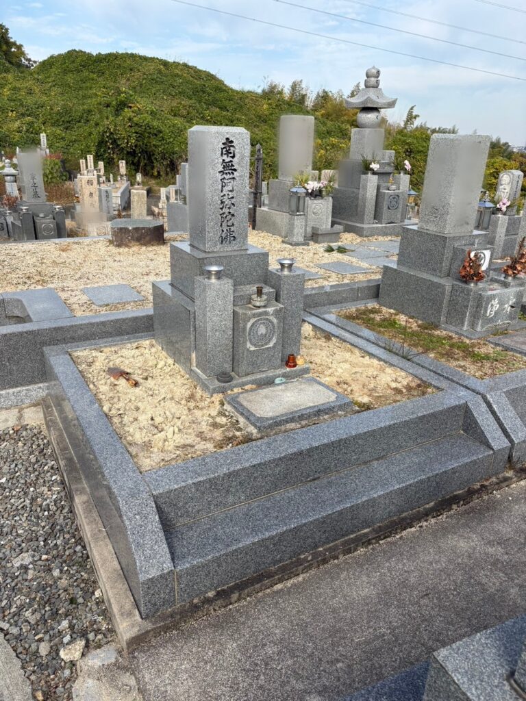 和泉市の墓じまい施工事例｜平井・黒石・国分三町墓地（2026年1月） 施工前