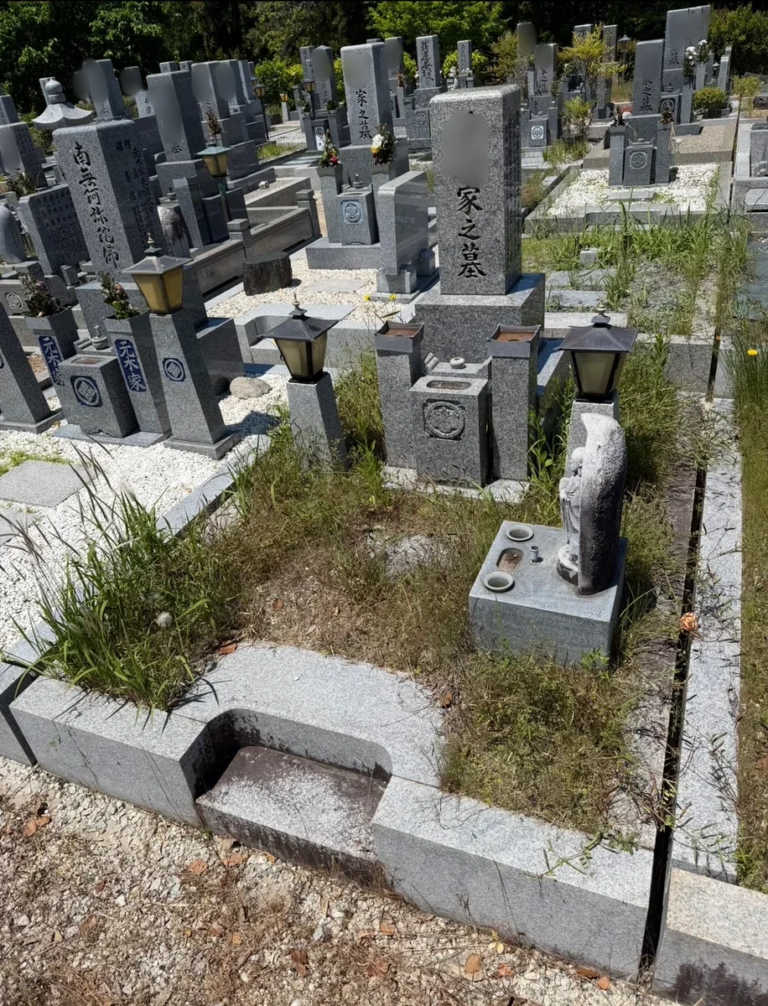 堺市南区の墓じまい施工事例｜堺公園墓地(鉢ヶ峰公園墓地)（2026年9月） 施工前